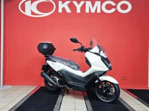Scuter Kymco SKYTOWN 125i la pret promotional! — miniatura 1