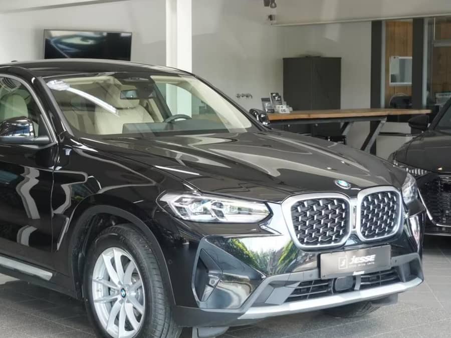 BMW X4 Automată 190 HP Diesel — fotografie 1 din 7