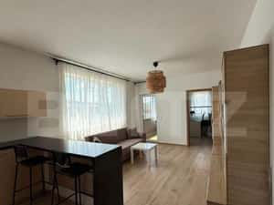 Apartament spatios, 2 camere,  50mp, parcare inclusa, balcon, zona Som — miniatura 2