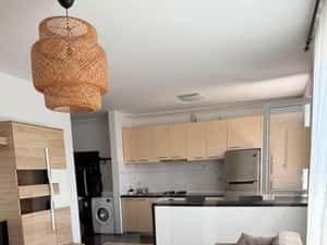 Apartament spatios, 2 camere,  50mp, parcare inclusa, balcon, zona Som — miniatura 3