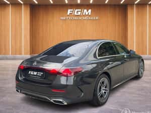 Mercedes-Benz E 450 Automată 381 HP Benzină — miniatura 3