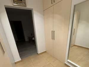 Apartament cu 2 camere-metrou Aparatorii Patriei — miniatura 6