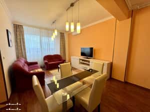 Vand apartament spatios, 3 camere, ARED-UTA