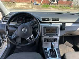 VOLKSWAGEN Passat 2.0TDI Automat — miniatura 4