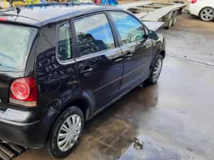 dezmembrez vw polo 9n cod motor BNM /usa fata polo 9n/ hayon polo 9n — miniatura 4