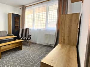 Apt. 2 camere, linga Piata Progresu, renovat, totul nou, AC, prima inc — miniatura 3