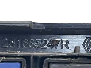 Buton Cuplare / Reglaj Diferential Dacia Duster 2010 -> 251635247R — miniatura 9