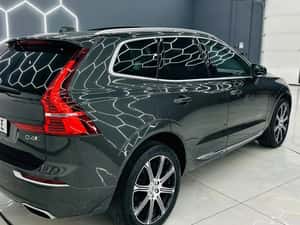 Volvo XC60 Inscription 4x4 — miniatura 4
