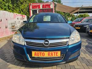 Opel Astra H 1.6i Automata 2008 — miniatura 3