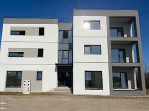 Proprietar, Etaj 1, Terasa 17 mp — miniatura 1