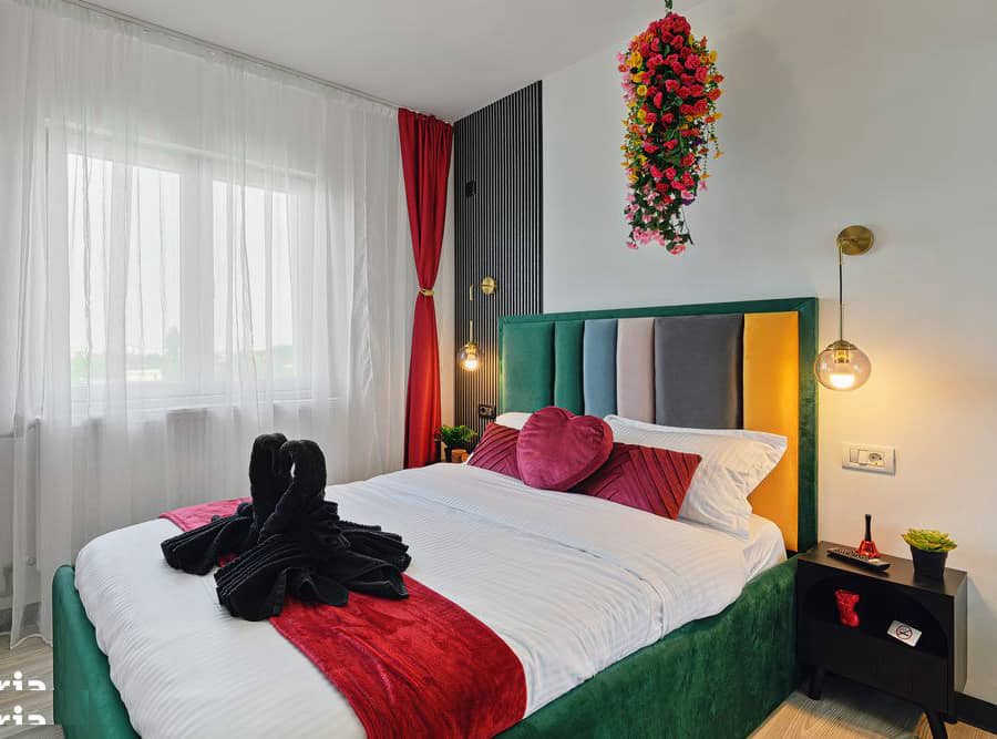Apartament 3 camere Sector 4 Bloc Reabilitat Termic Neexpertizat — fotografie 1 din 6