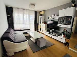 DENYA FOREST,Apartament 3 camere, 70 mp, 2 bai, loc parcare- Zona Lipo — miniatura 1