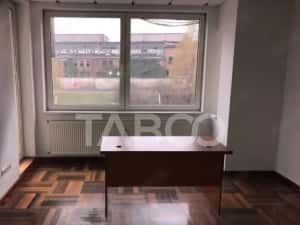 Spatiu de birouri decomandat 4 incaperi generoase zona Terezian Sibiu — miniatura 2