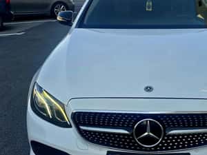 Mercedes-Benz E 220 4MATIC Automată 194 HP Diesel