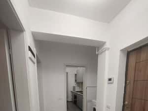 Apartament 2 camere decomandat, 50mp curte proprie, metrou Berceni — miniatura 5