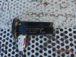 Amplificator antena Mercedes Vito w447 viano v class dupa 2015 w213 cod a — miniatura 5