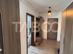 Apartament 3 camere de vanzare 65mpu cu loc de parcare — miniatura 6
