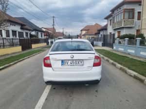Vand urgent valabil 2 zile scoda rapid 1.6 disel berlina — miniatura 3