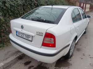 Skoda Octavia Tour 1-1.6MPI-102Cp-2008-Ac.Proprietar în acte — miniatura 3