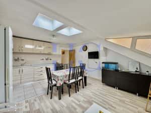 Zona Strand | Mansarda pe 2 niveluri | Constructie Noua | 1.000€/mp