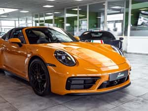 Porsche 992 Cabrio - 480cp - 4.800km - 2023 — miniatura 3