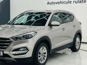 HYUNDAI TUCSON SUV Diesel 2016 cu 225.000 km