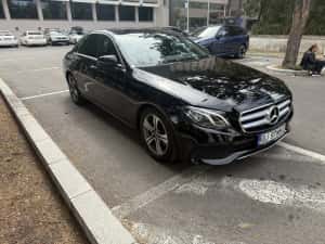 Mercedes E200d  | 189.000 km REALI | 9G-Tronic | Cameră | Încălzire Scaune — miniatura 3