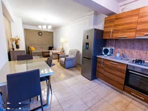 Inchiriez apartament 2 camere Popesti Leordeni - prima inchiriere — miniatura 3