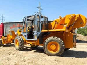 Incarcator Telescopic de inchiriat / Inchiriez Telehandler / Manitou — miniatura 5