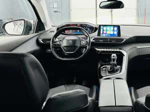 PEUGEOT 5008 GT-LINE — miniatura 6