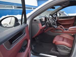 Porsche Cayenne Hibrid 2014, 56.550 km, 110.050 EUR — miniatura 7