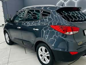 Hyundai ix35 - 2011 - 7.990 EUR — miniatura 4