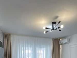 Vând apartament 2 camere Centru — miniatura 6