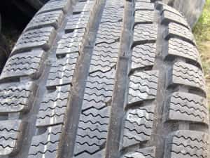 Anvelopă 205/60R16 marca Kuhmo — miniatura 3