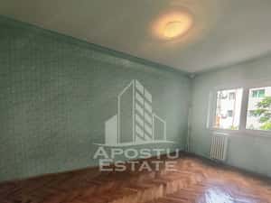 Apartament de vanzare cu 3 camere, 2 bai, 2 balcoane, zona Aradului — miniatura 3