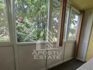Apartament de vanzare cu 3 camere, 2 bai, 2 balcoane, zona Aradului — miniatura 4