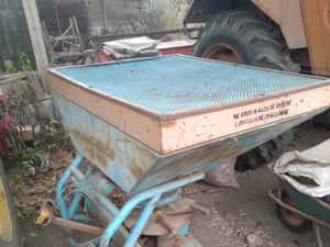 Vand Utilaje agricole - Fertilizare Altele Mic 500 Neavariata