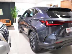 NEW Lexus NX 450h PlugIn hybrid EXECUTIVE — miniatura 6