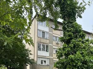 Vand apartament cu 2 camere cartier Nufarul 1 — miniatura 3