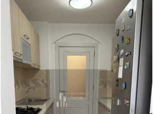 3 Camere - 15 minute metrou pe jos - Titan - Loc de parcare — miniatura 5