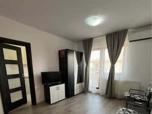 Garsonieră de închiriat + parcare — miniatura 3