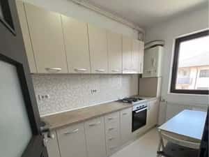 Garsonieră de închiriat + parcare — miniatura 6