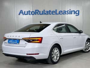 Skoda Superb Berlină Hibrid 2020 Second hand — miniatura 3