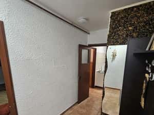 Închiriez apartament 2 camere — miniatura 6