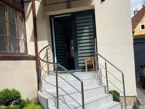 Inchiriez studio/garsoniera generoasa la casa Centrul Istoric Brasov — miniatura 4