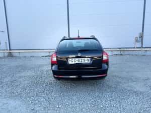 Skoda Octavia Skoda Octavia 1.6 tdi DSG — miniatura 8