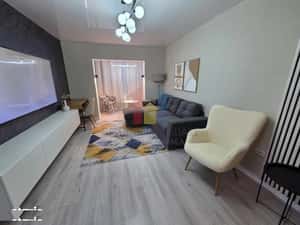 RATE! RENOVAT! Ap.3 cam, cort 1, decomandat, Dorobanti, parter cu balc — miniatura 1