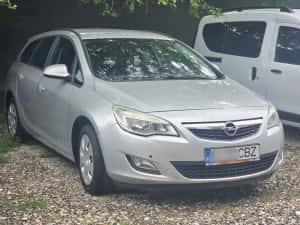 Opel Astra J 2012 1.3cdti Clima / navi / Carlig Remorcare / itp Rca — miniatura 8