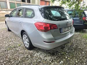 Opel Astra J 2012 1.3cdti Clima / navi / Carlig Remorcare / itp Rca — miniatura 9