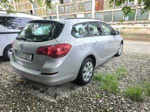Opel Astra J 2012 1.3cdti Clima / navi / Carlig Remorcare / itp Rca — miniatura 10
